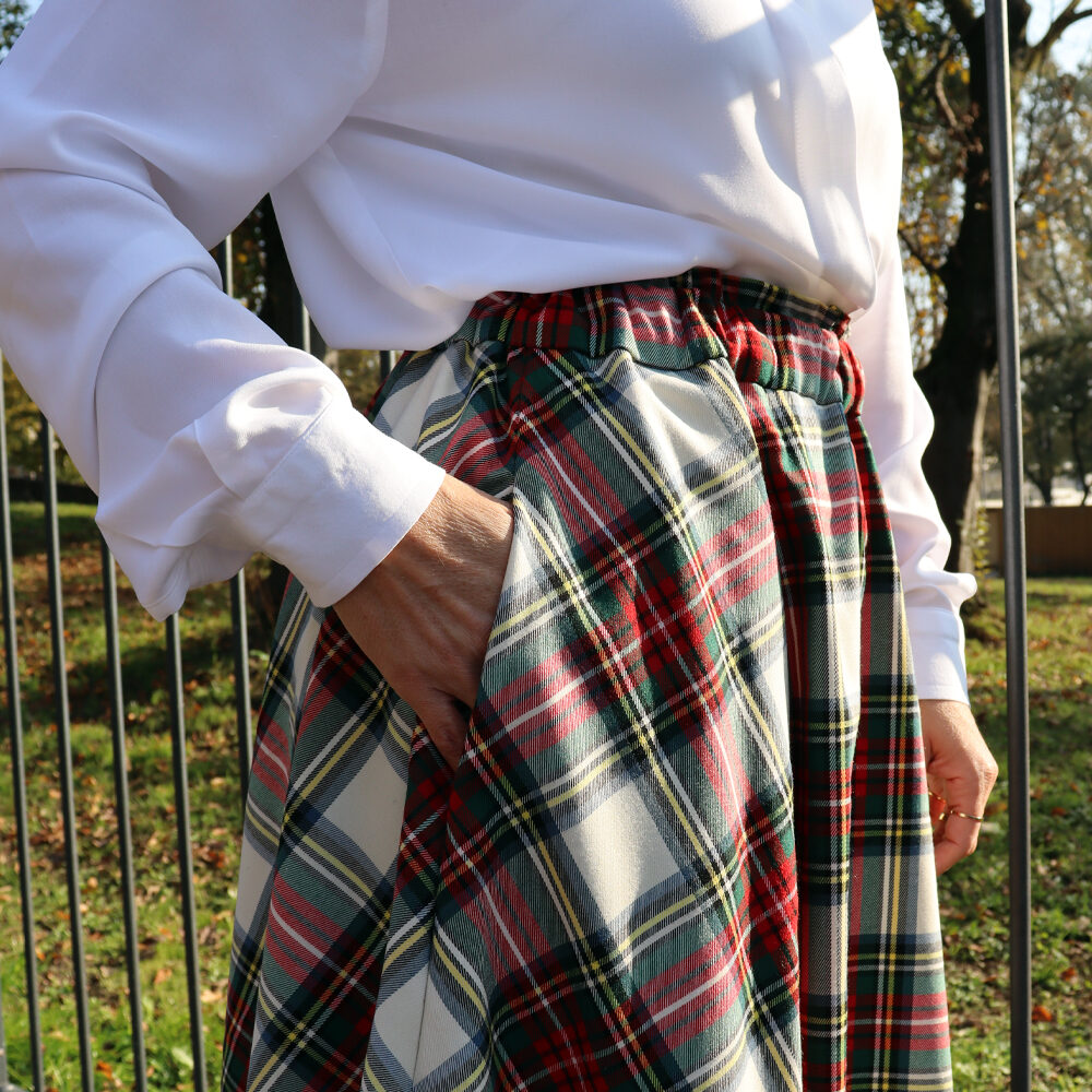 gonn tartan rossa